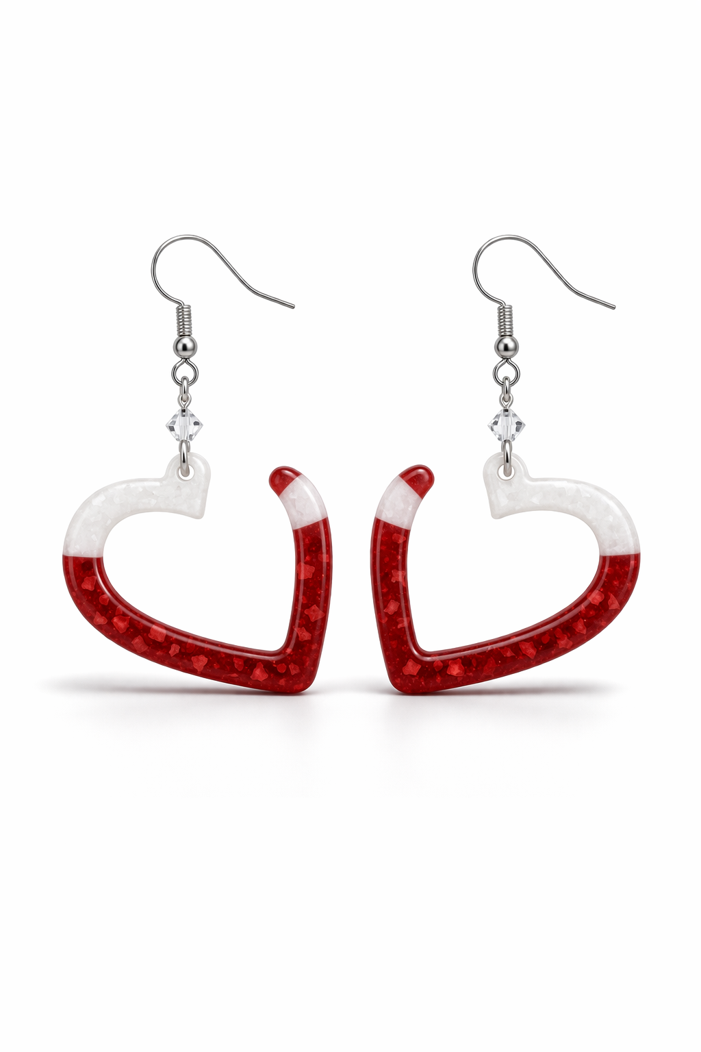 Pendientes_corazon_rojo_y_blanco_resina_artesanal