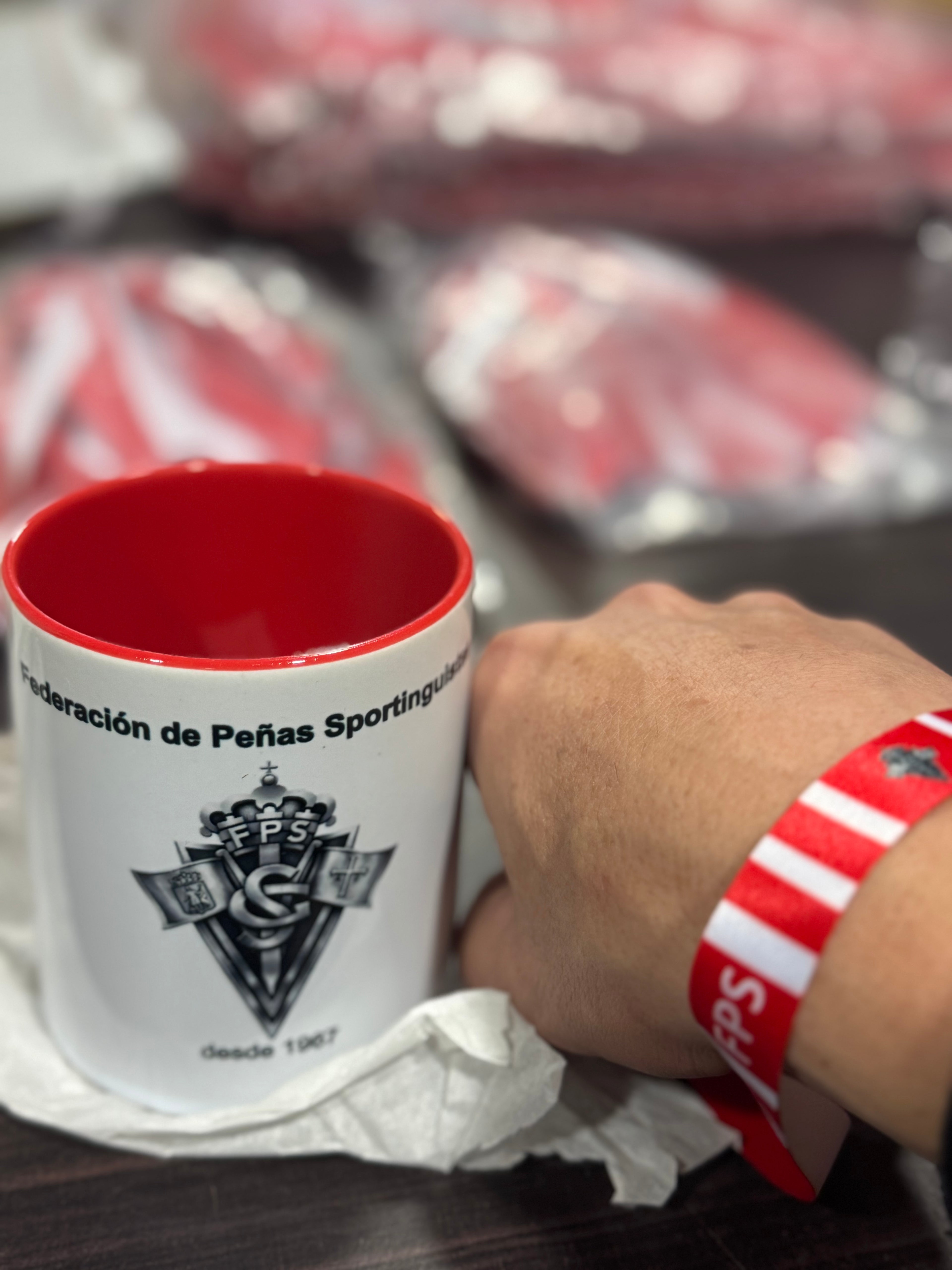 Taza y pulsera oficial FPS